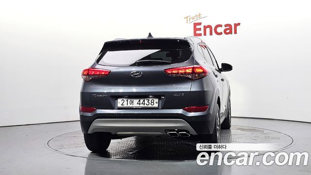 Hyundai Tucson Совершенно новый Diesel 2.0 2WD Premium - фото 3
