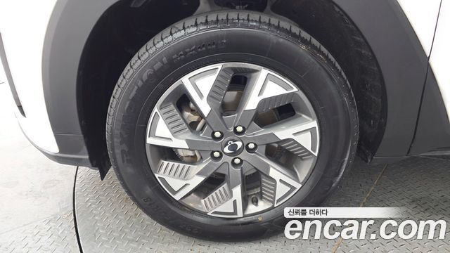SsangYong Torres EVX E7 - фото 4