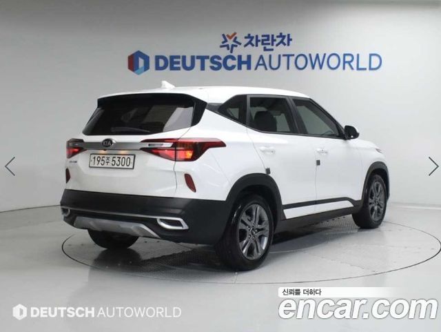 Kia Seltos Diesel 1.6 2WD Prestige - фото 1