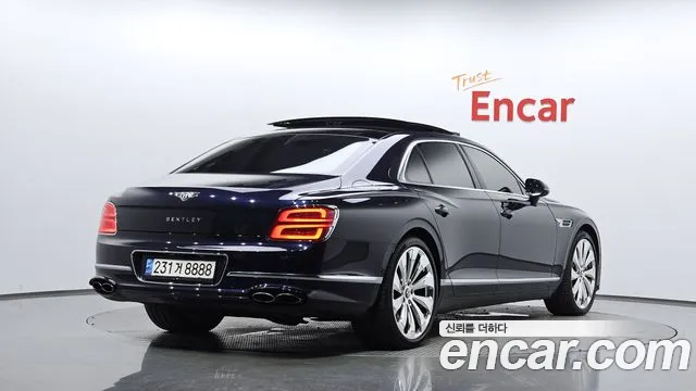 Bentley Flying Spur 3-го поколения 4.0 - фото 0