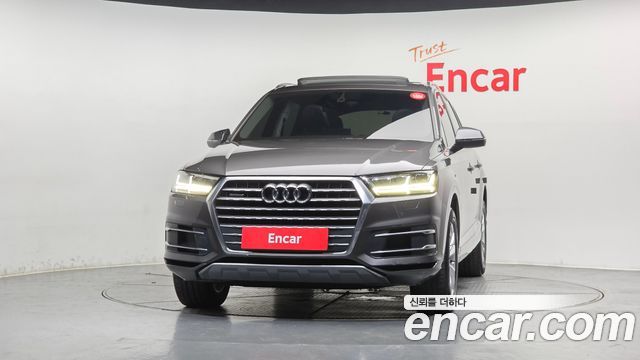 Audi Q7 45 TFSI Quattro - фото 2