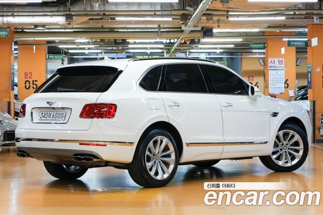 Bentley Bentayga 4.0 V8 - фото 2