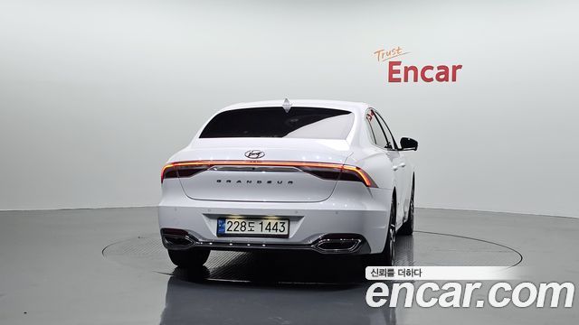 Hyundai Grandeur Новый IG 3.0 LPi Exclusive - фото 3