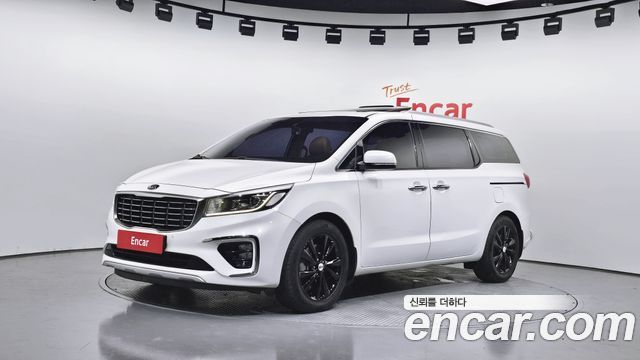 Kia Carnival Новый 9-Seater Noblesse - фото 0