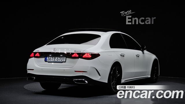 Mercedes-Benz E-Class W214 E450 4MATIC AMG Line - фото 1
