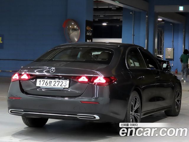 Mercedes-Benz E-Class W214 E200 Avantgarde - фото 3