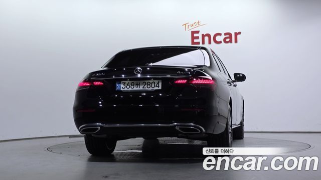 Mercedes-Benz E-Class W213 E300e 4MATIC Exclusive - фото 3