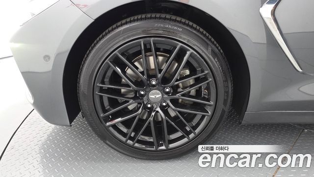 Genesis G70 2.0T Supreme - фото 4