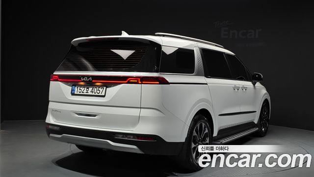 Kia Carnival 4-го поколения 9-Seater Prestige - фото 1