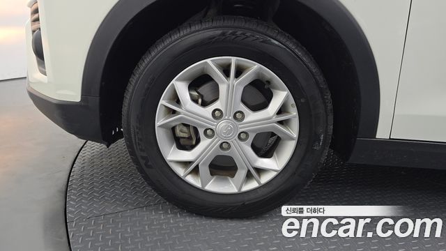 SsangYong Tivoli 1.5 A5 2WD - фото 3