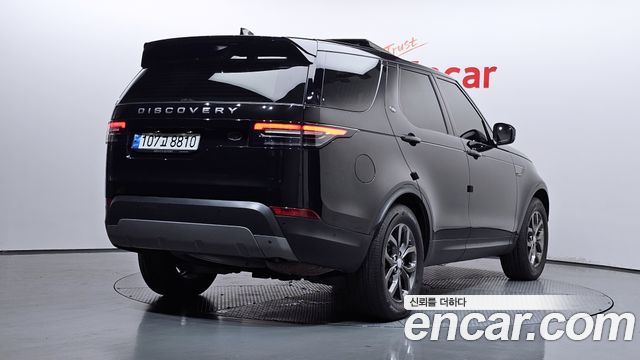 Land Rover Discovery 2.0 SD4 SE - фото 1