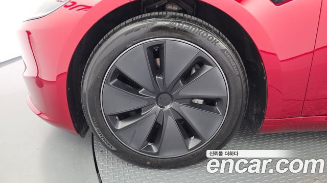 Tesla Model 3 Long Range AWD - фото 4