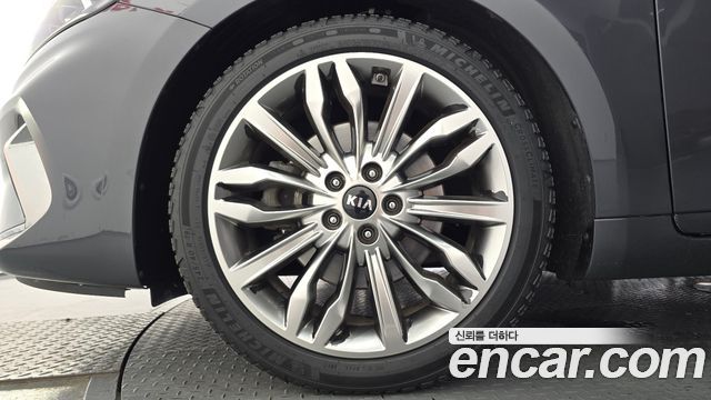 Kia K7 Premier 2.5 GDI X Edition - фото 4