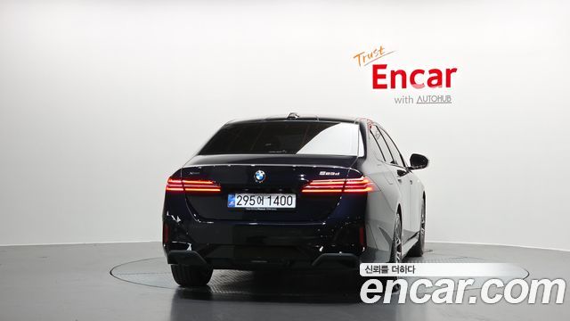 BMW 5-Series G60 523d M Sport - фото 2