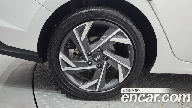 Hyundai Avante Новый CN7 1.6 Inspiration - фото 3