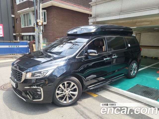 Kia Carnival Новый Gasoline 9-seater Limousine(Special vehicle) - фото 1