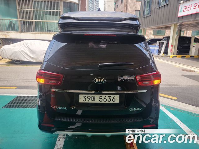 Kia Carnival Новый Gasoline 9-seater Limousine(Special vehicle) - фото 2