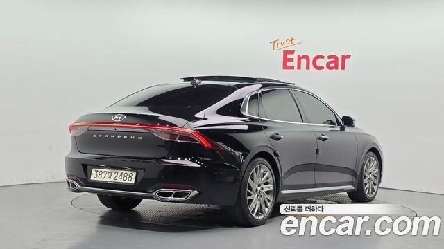 Hyundai Grandeur Новый IG 2.5 Calligraphy - фото 1