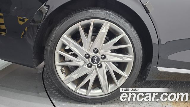Hyundai Grandeur Новый IG 2.5 Calligraphy - фото 4