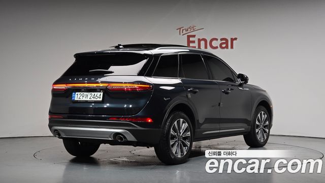 Lincoln Corsair 2.0 Reserve AWD - фото 0