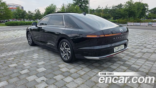 Hyundai Grandeur GN7, гибрид Exclusive - фото 3