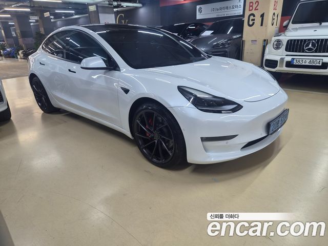 Tesla Model 3 Performance AWD - фото 2