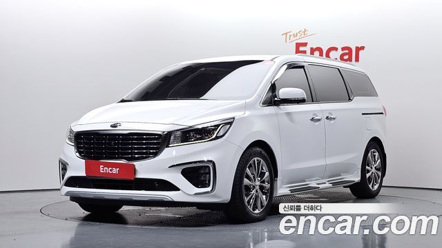 Kia Carnival Новый 9-Seater Noblesse - фото 0