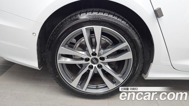 Audi A6 C8 40 TDI Quattro Premium - фото 4