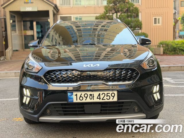 Kia Niro Новый 1.6 HEV Prestige - фото 0
