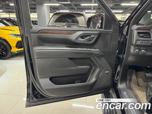 Chevrolet (GM Daewoo) Tahoe 6.2 High Country 4WD - фото 3