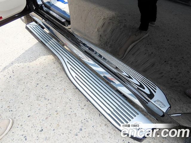 Mercedes-Benz GLS-Class X167 Maybach GLS600 4MATIC - фото 4