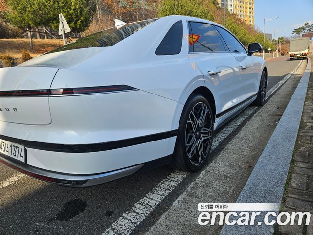 Hyundai Grandeur GN7, гибрид Exclusive - фото 0