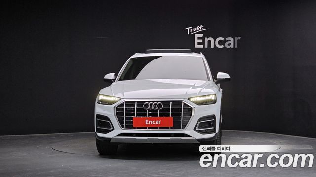 Audi Q5 FY 40 TDI Quattro - фото 2