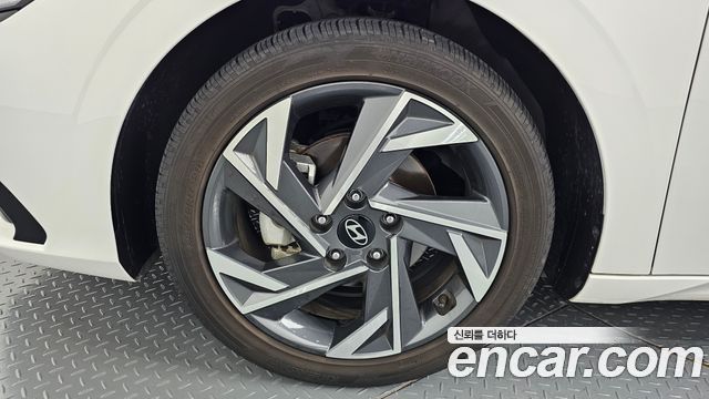 Hyundai Avante Новый CN7 1.6 Inspiration - фото 4