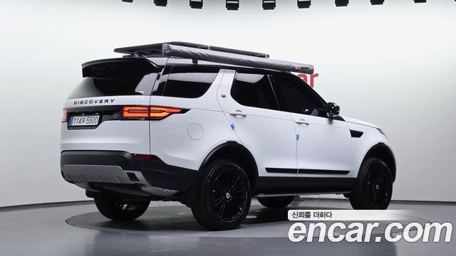 Land Rover Discovery 3.0 SD6 HSE Luxury - фото 1