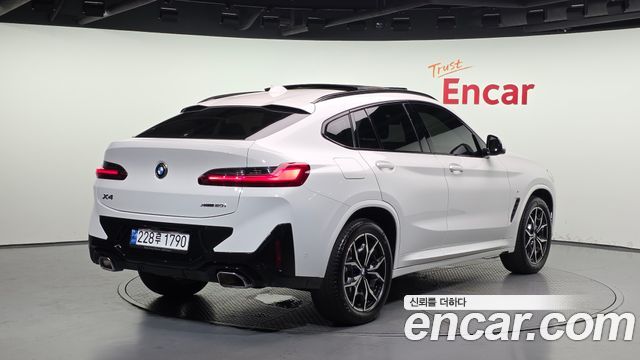 BMW X4 G02 xDrive20i M Sport - фото 1
