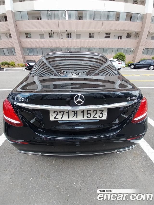Mercedes-Benz E-Class W213 E300 4MATIC Avnatgarde - фото 1