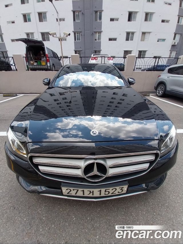 Mercedes-Benz E-Class W213 E300 4MATIC Avnatgarde - фото 2