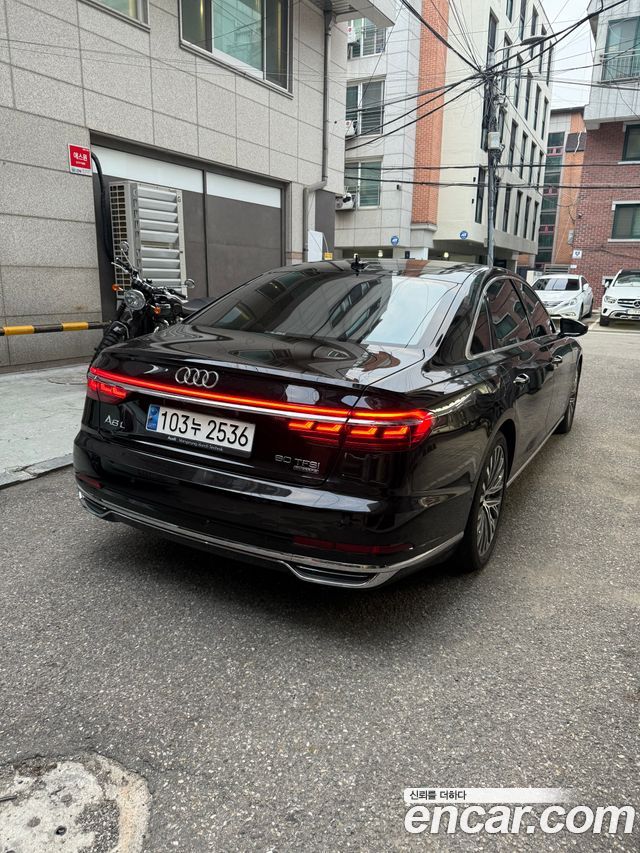 Audi A8 D5 60 TFSI Quattro LWB - фото 1