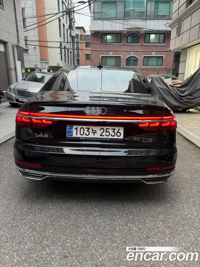 Audi A8 D5 60 TFSI Quattro LWB - фото 3