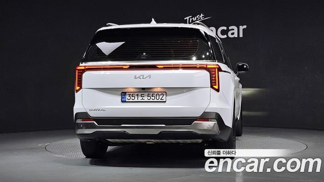 Kia Carnival Новый 4-го поколения 7-Seater Noblesse - фото 3