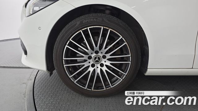 Mercedes-Benz C-Class W206 C200 Avantgarde - фото 4