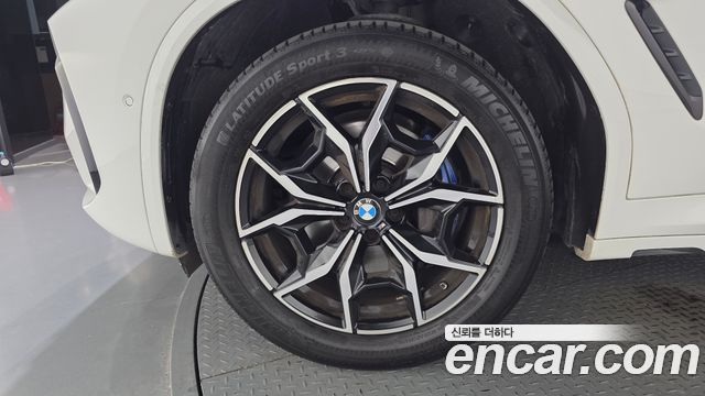 BMW X4 G02 xDrive20i M Sport - фото 4