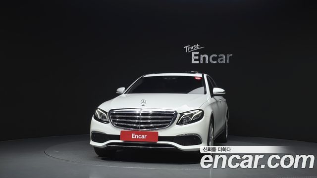 Mercedes-Benz E-Class W213 E300 4MATIC Exclusive - фото 2