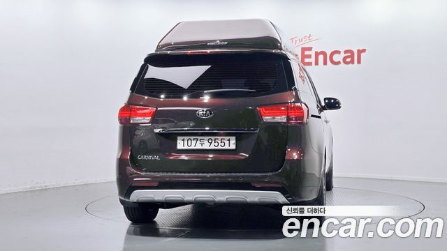 Kia Carnival Совершенно новый 9-seater Luxury - фото 3