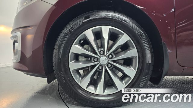 Kia Carnival Совершенно новый 9-seater Luxury - фото 4