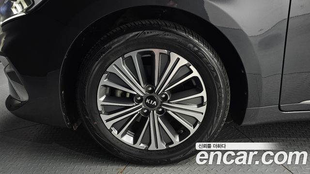 Kia K7 Premier, гибрид Noblesse - фото 4