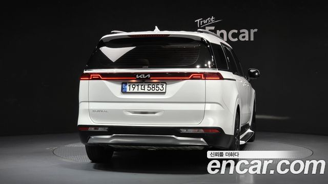 Kia Carnival 4-го поколения 9-Seater Signature - фото 3