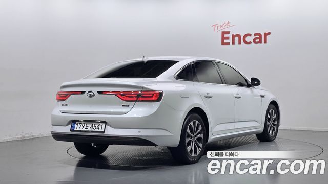 Renault Samsung SM6 Новый 1.3 TCe LE - фото 1
