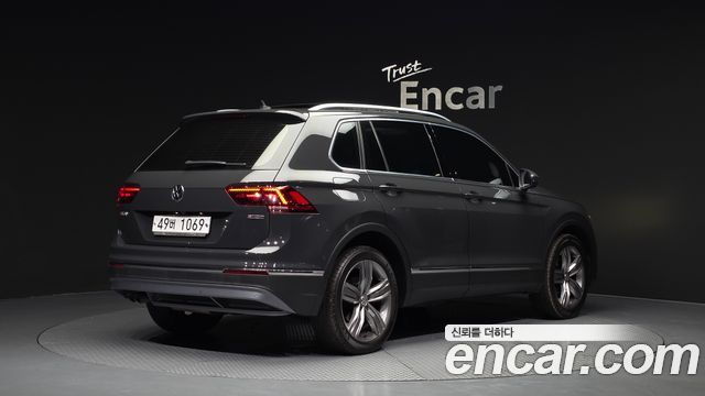 Volkswagen Tiguan 2-го поколения 2.0 TDI 4Motion Prestige - фото 1